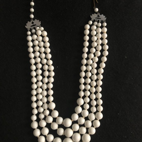 Women's choker necklace 4 strands white beads beaded pretty 14" long - Picture 2 of 4